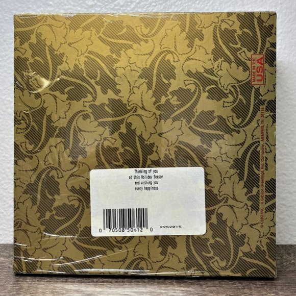 Vintage Prestige Collections 11 Christmas Cards and 11 Foil Lined Envelopes - Picture 7 of 8